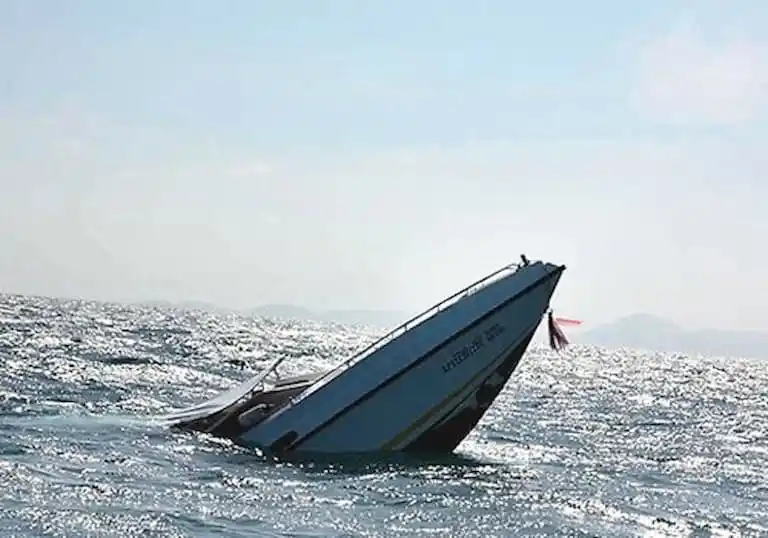 Benue: 6 students die, others missing in boat mishap